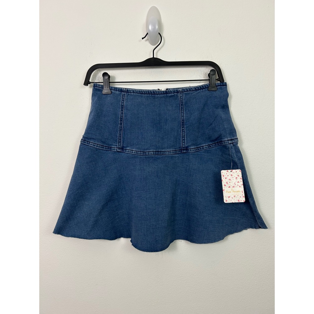 Free People We The Free Blue Denim Mini Skirt Raw Hem High Rise Size 4 NEW